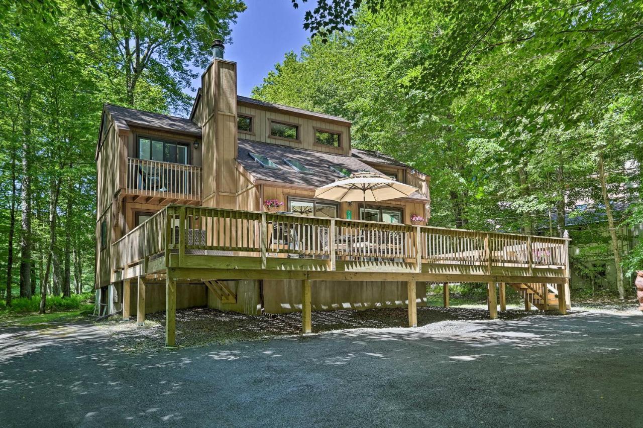 Bear Den Rustic Pocono Lake Home With Game Room! Εξωτερικό φωτογραφία