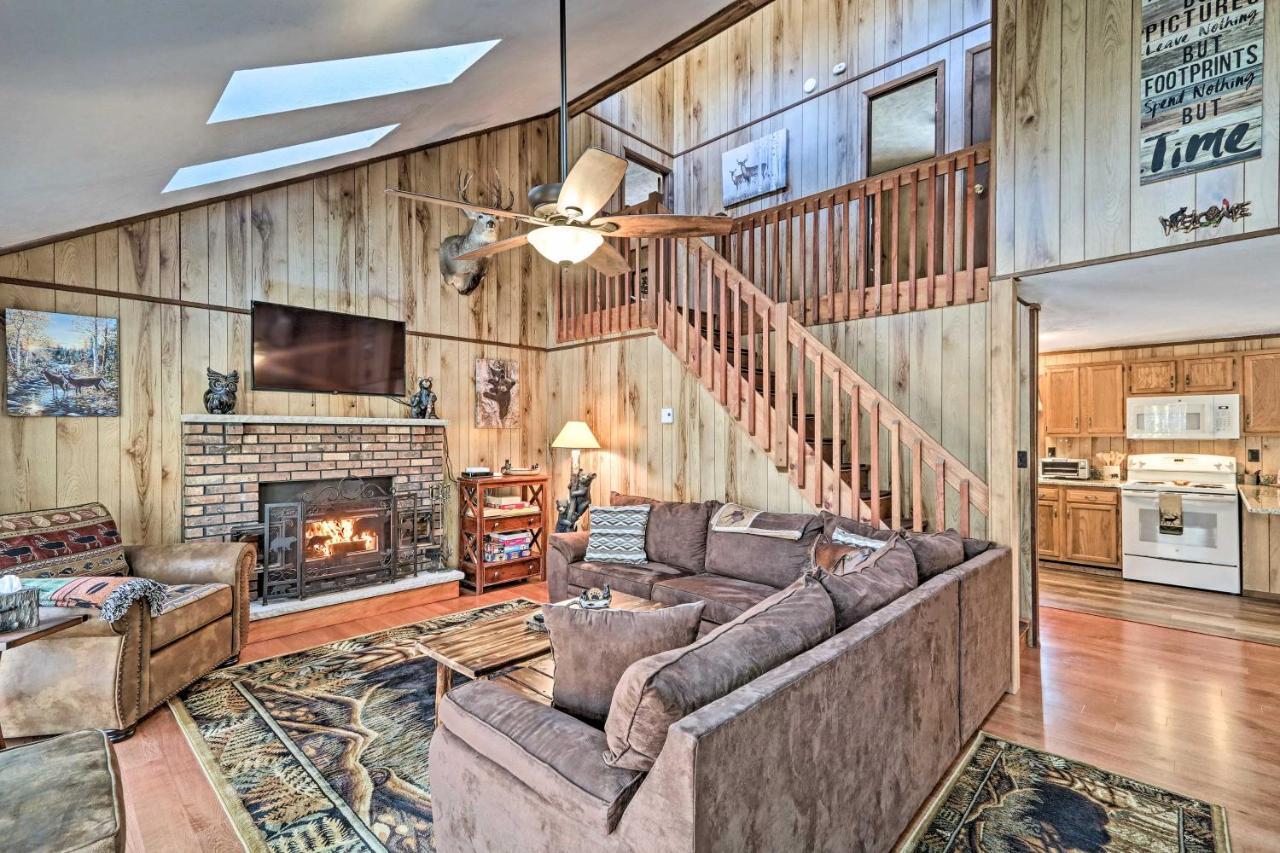 Bear Den Rustic Pocono Lake Home With Game Room! Εξωτερικό φωτογραφία
